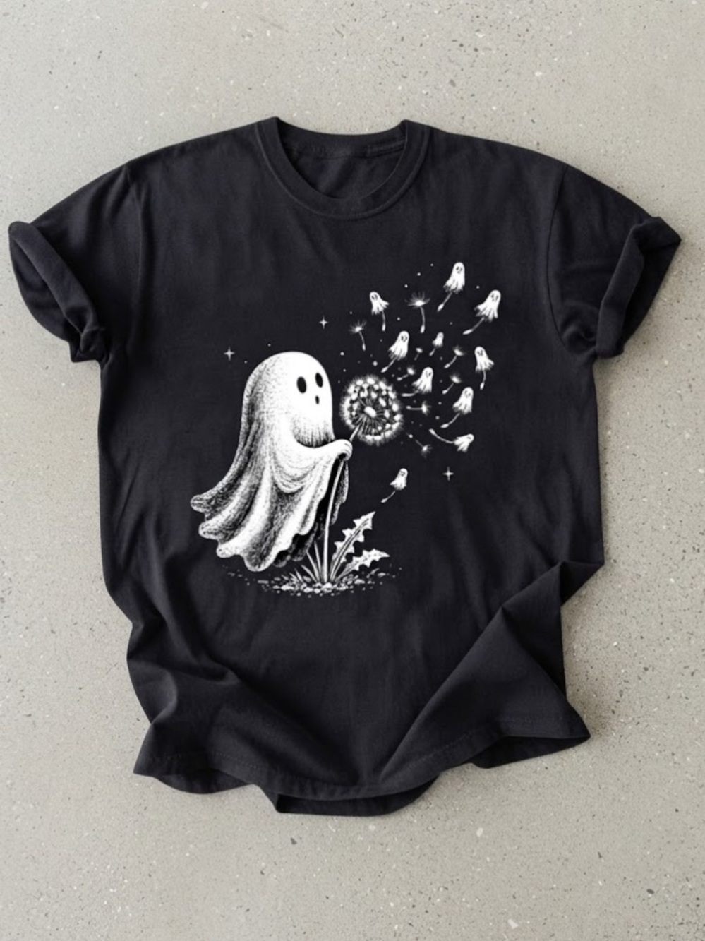 Cute Ghost Dandelion Blowing Spooky Fall Season Gildan T-Shirt